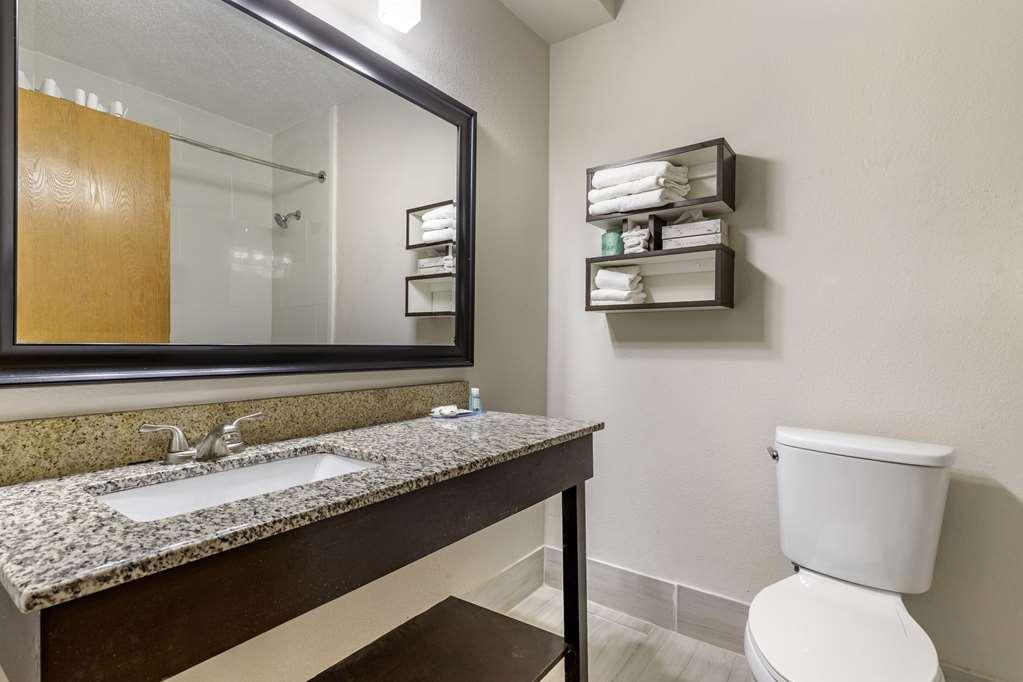 Quality Inn Спартанбург Номер фото